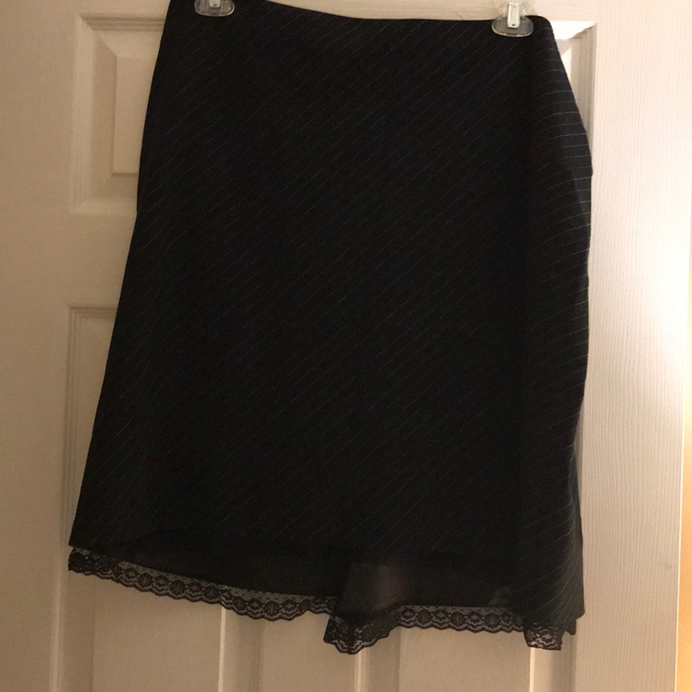 Pin strip skirt